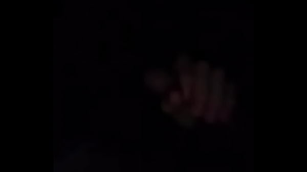 Masturbándose para sus amigos