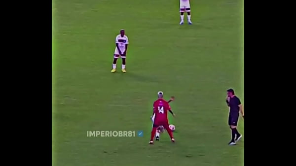 Arrasca fudendo o corneteiro gostoso