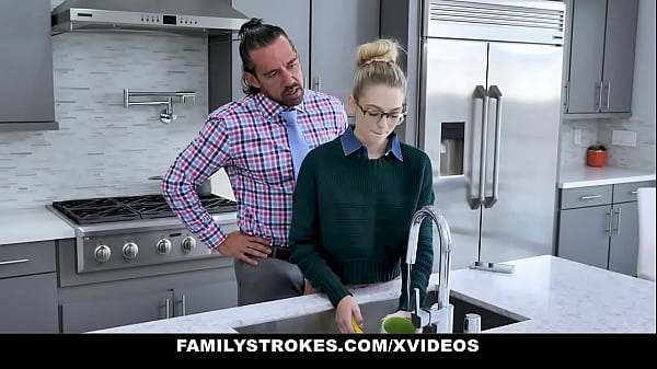 Download Video - Blonde Babe Lily Larimar Gets Fucked By Stepfather For Dirty Talking