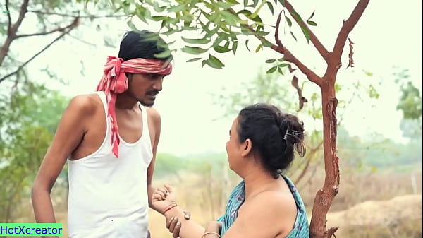 Village Katuriya fucks hot Bhabhi! Hindi WebSeries Sex