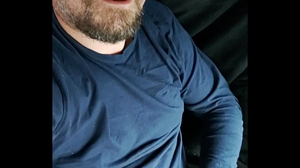 Download Video - TRYING TO RUB ON OUT BEFORE GOING BACK TO WORK THEN BOSS CALLS