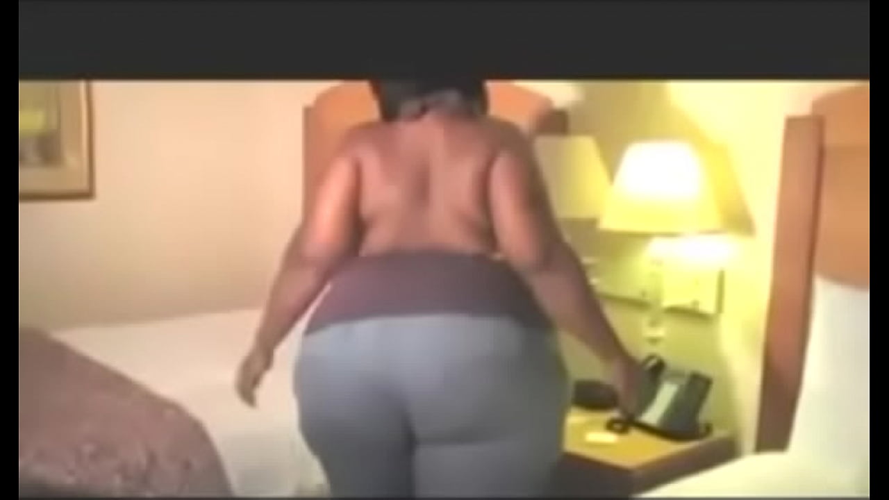 Biglizz sacudiendo ese Badunkadunk
                   ebony orgasm bbw orion biglizz phatness african ass poundhard ebony ssw muchos negros