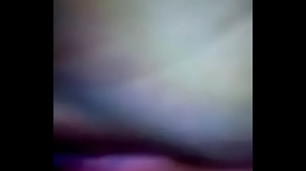 Latina masturbandose