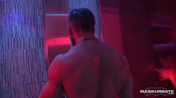 Download Video - Straight Solo Muscle Hunk Jerks Big Dick In His Glam Lodge