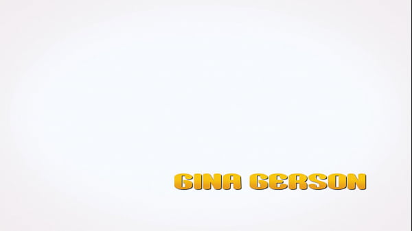 Gina Gerson pees through her denims and fingers herself
