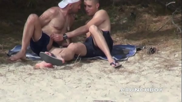 232 straight fucked in the public beach