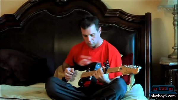 Married couple wants to try out swinging with o...