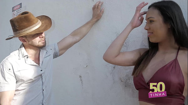 Download Video - 50tinha - Caipira perdido em sao paulo acha novinha e come ate o cuzinho - Amanda Borges e Telo