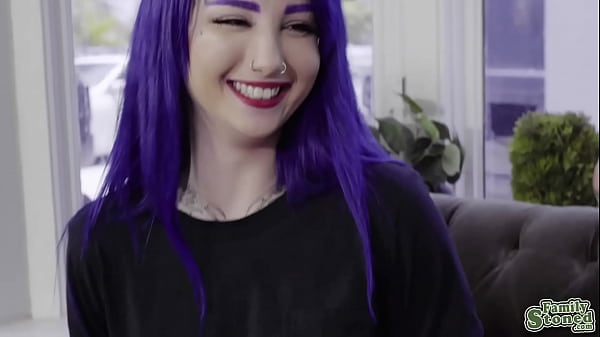 Step cousin Jessea Rosae joins in the fun with the stepseblings