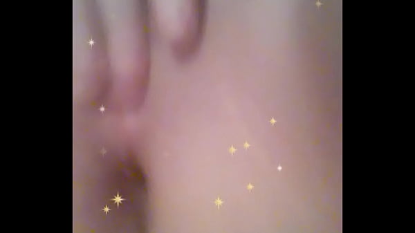 Touching me very rich - Twitter & Instagram @eyivandra