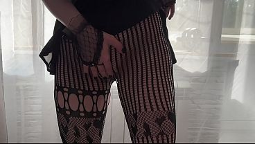 The Joker triple dildo stretches my pussy and ass—a loud orgasm in close-up. Part 1
