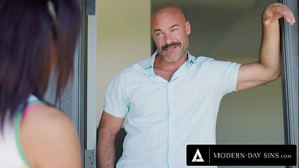 MODERN-DAY SINS - Naughty Cheerleader Alexis Tae Gets Hard Assfucked By Pervert DILF Charles Dera