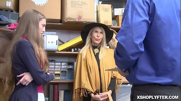 Download Video - LP Officer banging the old pussy on top