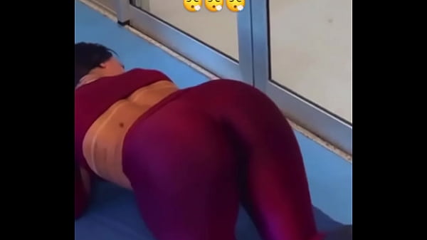 Duvido vocês acertarem, treinei com ou sem calcinha?