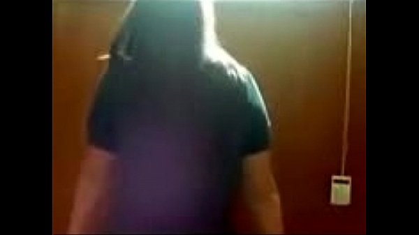 My step cousin shows me her buttocks in my face