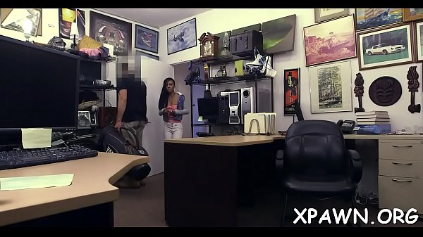 Sexy little non-professional is fucking