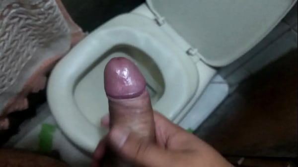 Download Video - Gozando antes do banho