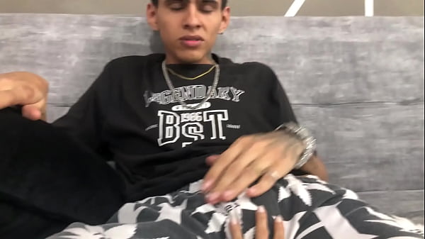 My little stepsister is doing exercises and I help her with her cardio and I fuck her hard - Spanish porn - Russian porn