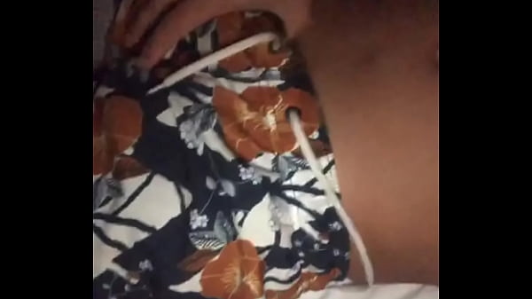 Novinho querendo putaria