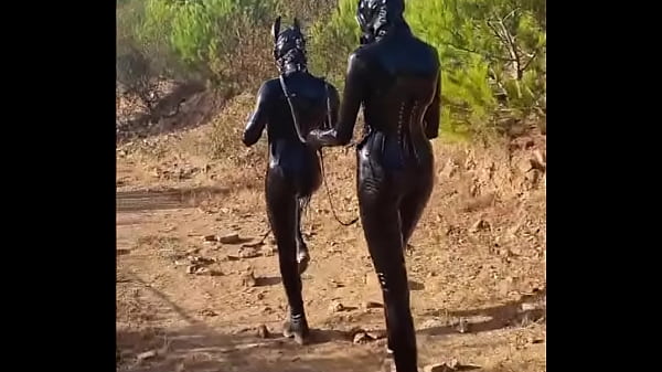 A ride in the sun! ️ #latex #latexgloves #latexlove #rubber #gasmask #gasmaskgirl #petplay #play #latex