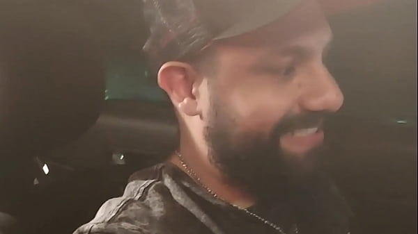 They were hot in their pussies in the car on the street and wanted to show their asses for everyone to see outside