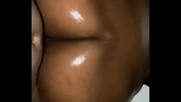 Download Video - Ebony gf sis gets creampied