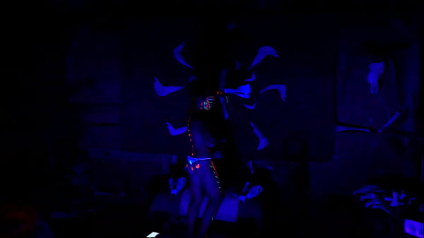 Happy Halloween - fluorescient Body painting