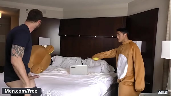 Download Video - Men&period;com - &lpar;Cliff Jensen&comma; Matie&rpar; - Dick Stuffed - Drill My Hole - Trailer preview