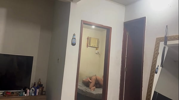 Amateur video was incredible, a hot girl with a very beautiful pussy made two porn actors cum in three minutes with a horny bum dick. Has this ever happened to you?