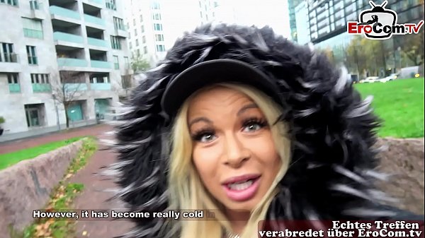 Download Video - EroCom Date - Deutsche fitness Blondine mit dicken titten schleppt Student ab und er versagt beim pornocasting