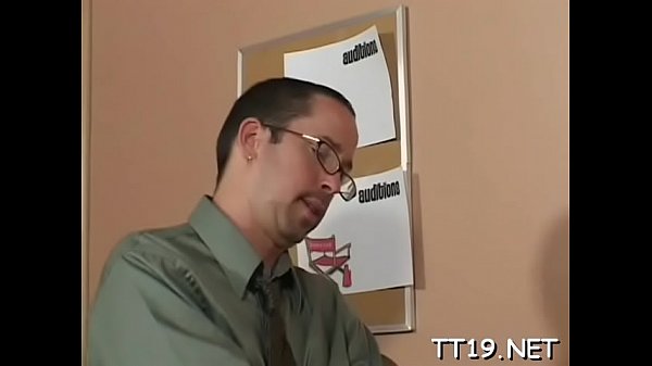 Tool is in a striking gf Alicia