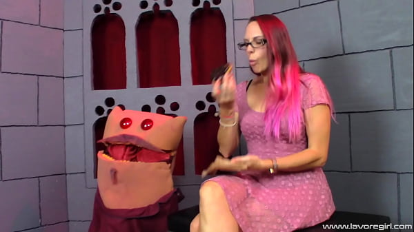 Vicky Vixxx visits Tower of Vore