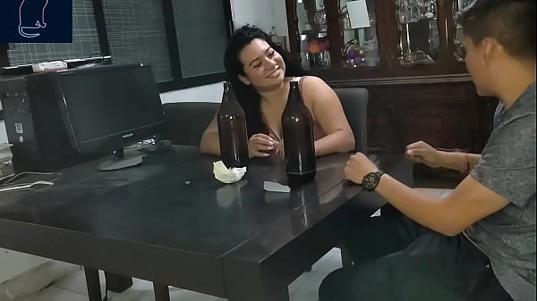 I meet my neighbor on the street, she is so beautiful that I do a photo session for her, we end up fucking