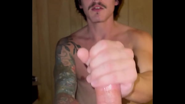 HoldenCarterXXX has a dick worth rememberingCheck out the video