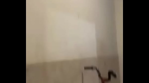 Novinha com cabelo vermelho