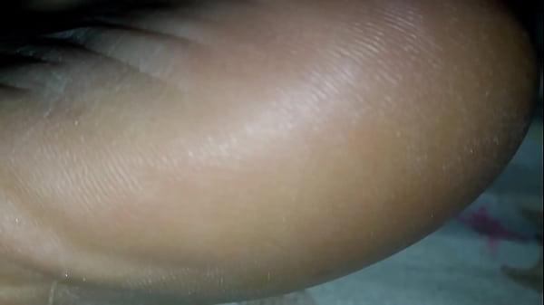 delicious feet to suck