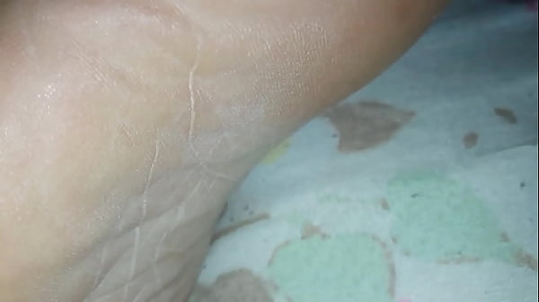 delicious feet to suck