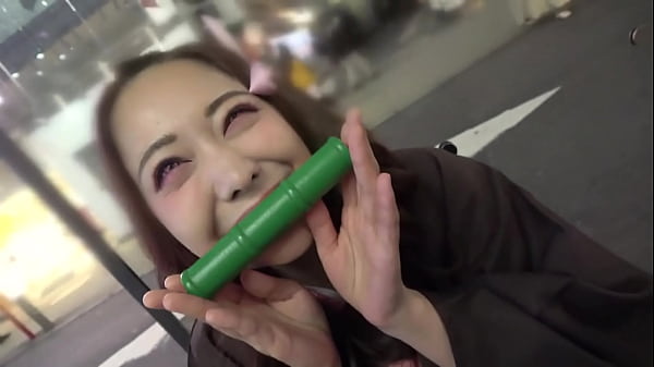 MOON FORCE - 渋谷のﾊﾛｳｨﾝに突如現れたエッチ術の使い手竈○禰○子。HARDピストン絶叫イキで中出し&顔射！！Part1