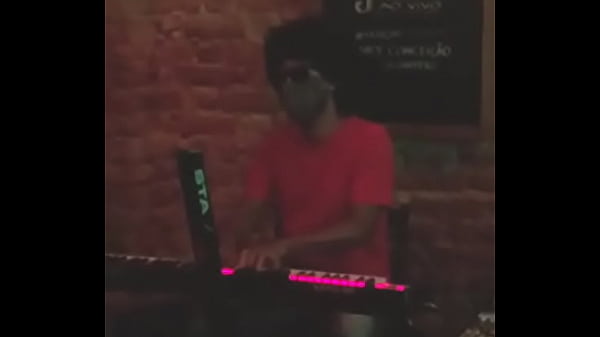 Bruno Mars playing keyboard in Brazil
