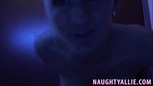 MASTURBATING AT THE TANNING SALON