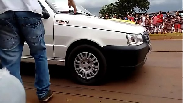 Uno de Firma com Escada colocando Camaro pra Mamar 4k full HD