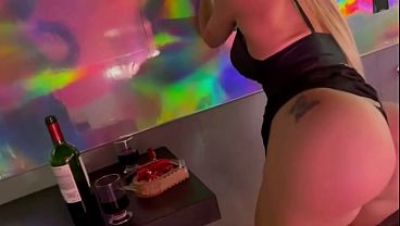 Touching that blonde girl's pussy at the gym while she's lifting weights and then fucking her in the locker room.