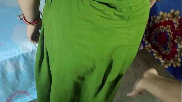 Indian Desi Step Mom FUCK in Hindi XXX