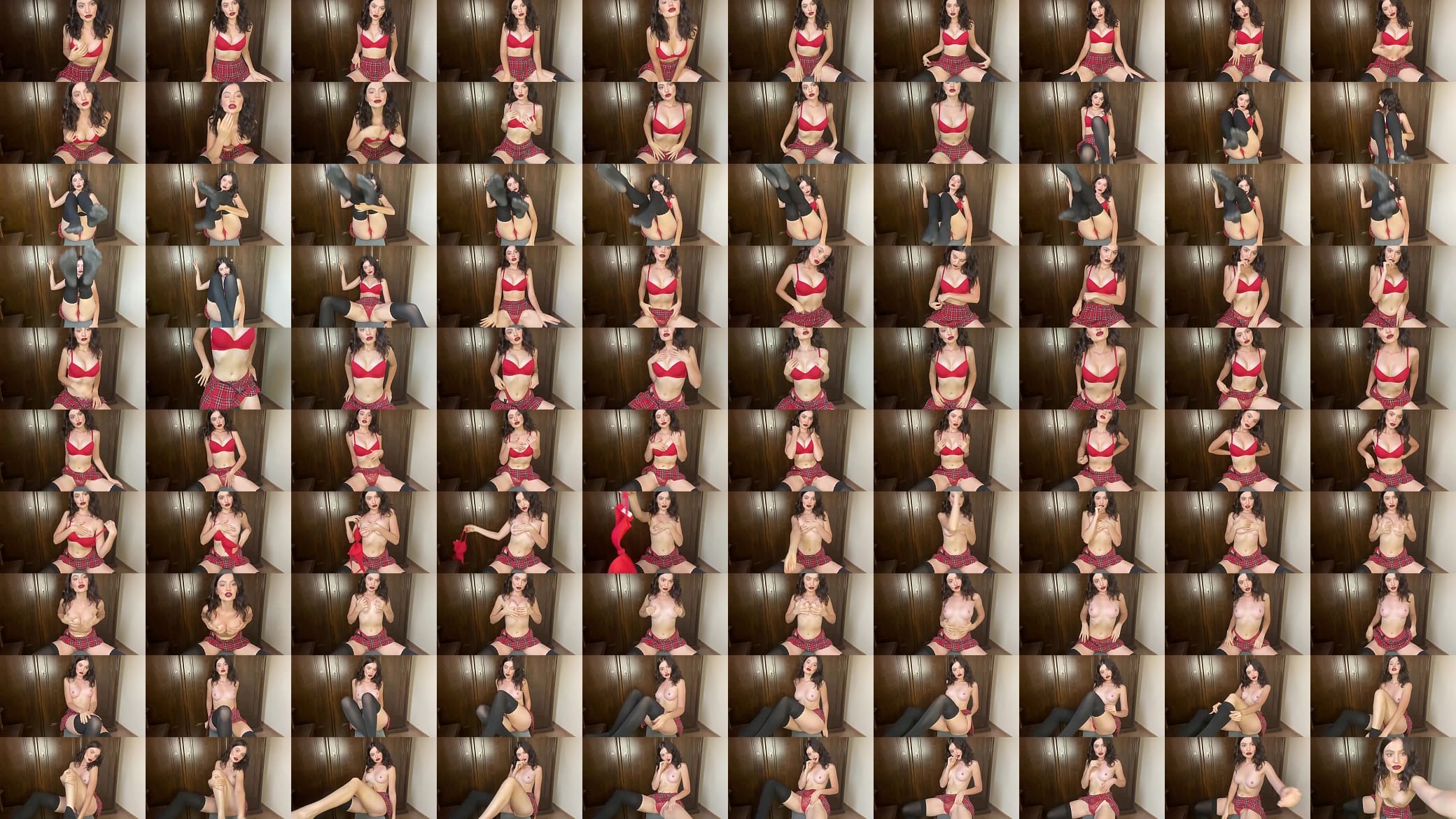 Teen brunette strip 预览图