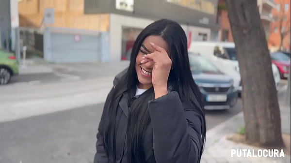 Download Video - PutaLocura - Pillada a la venezolana culona Ambar Bunny termina con un rico creampie