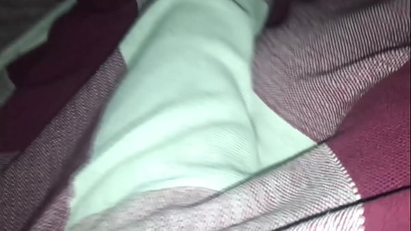 Mi amigo me convence de follar con el antes de que llegue mi novio