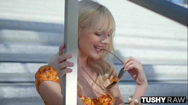 TUSHYRAW Kenna James loves hard anal sex