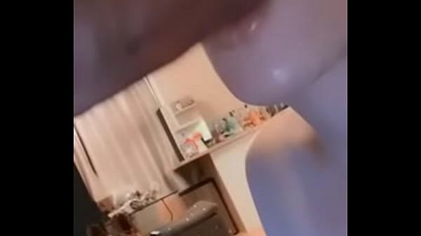 thumb suck
