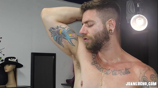 Download Video - Rico Vega Oily Masturbation