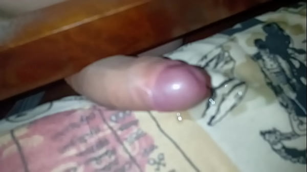 Grosse Bite Éjacule Au Lit